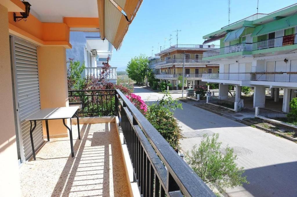 פראליה דיוניסיו Apartments Dimitra מראה חיצוני תמונה